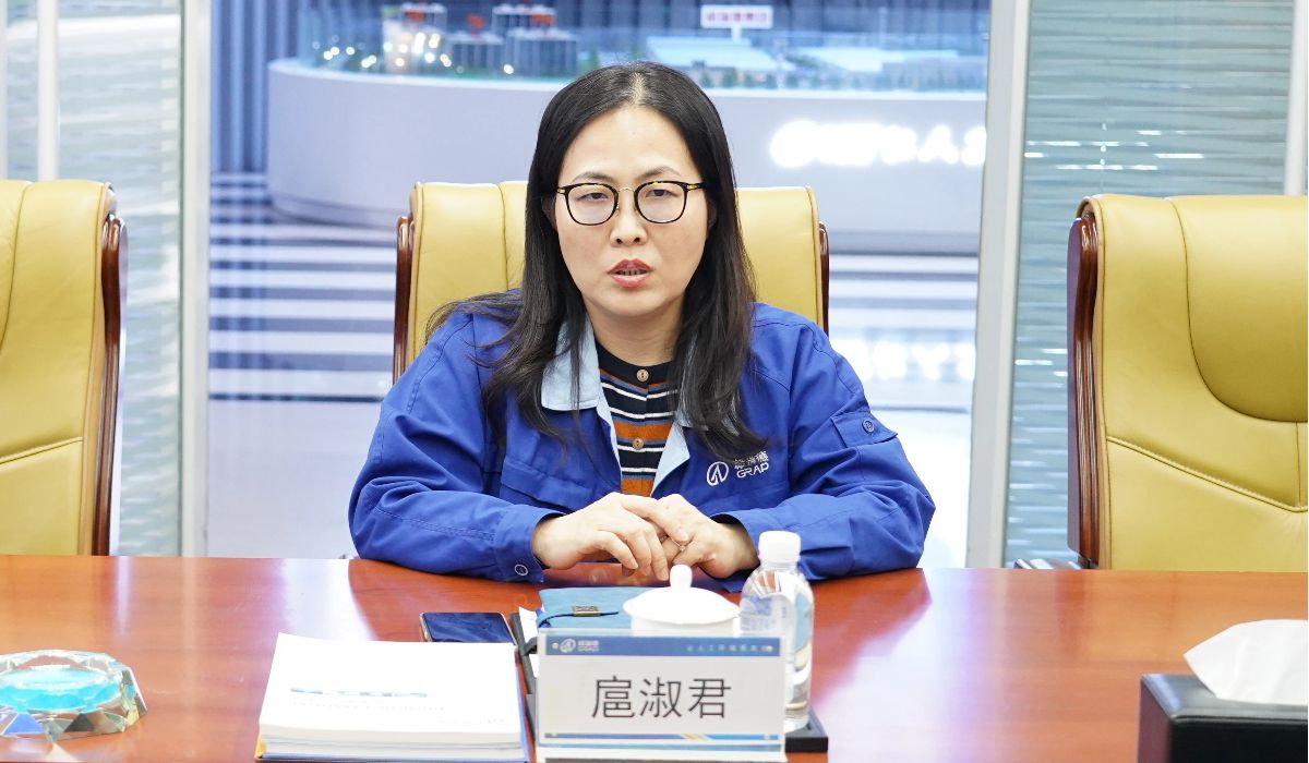 President of China Vietnam Chamber of Commerce Visits GRAD Group